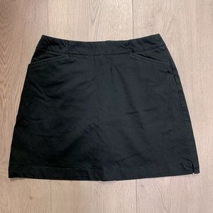 Nike Drifit Golf Skirt / Skort - Size 2